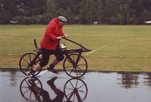 Alfred Baltus beim Laufradrennen